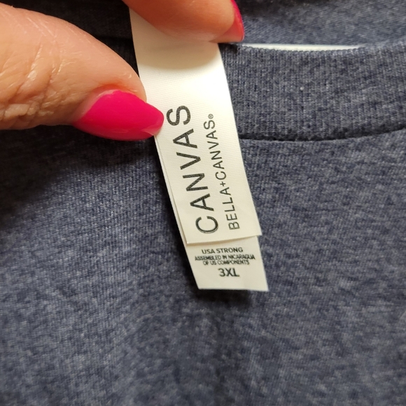 "My Favorite Little People Call Me Meme" Gray Graphic Tee EUC - Picture 6 of 6